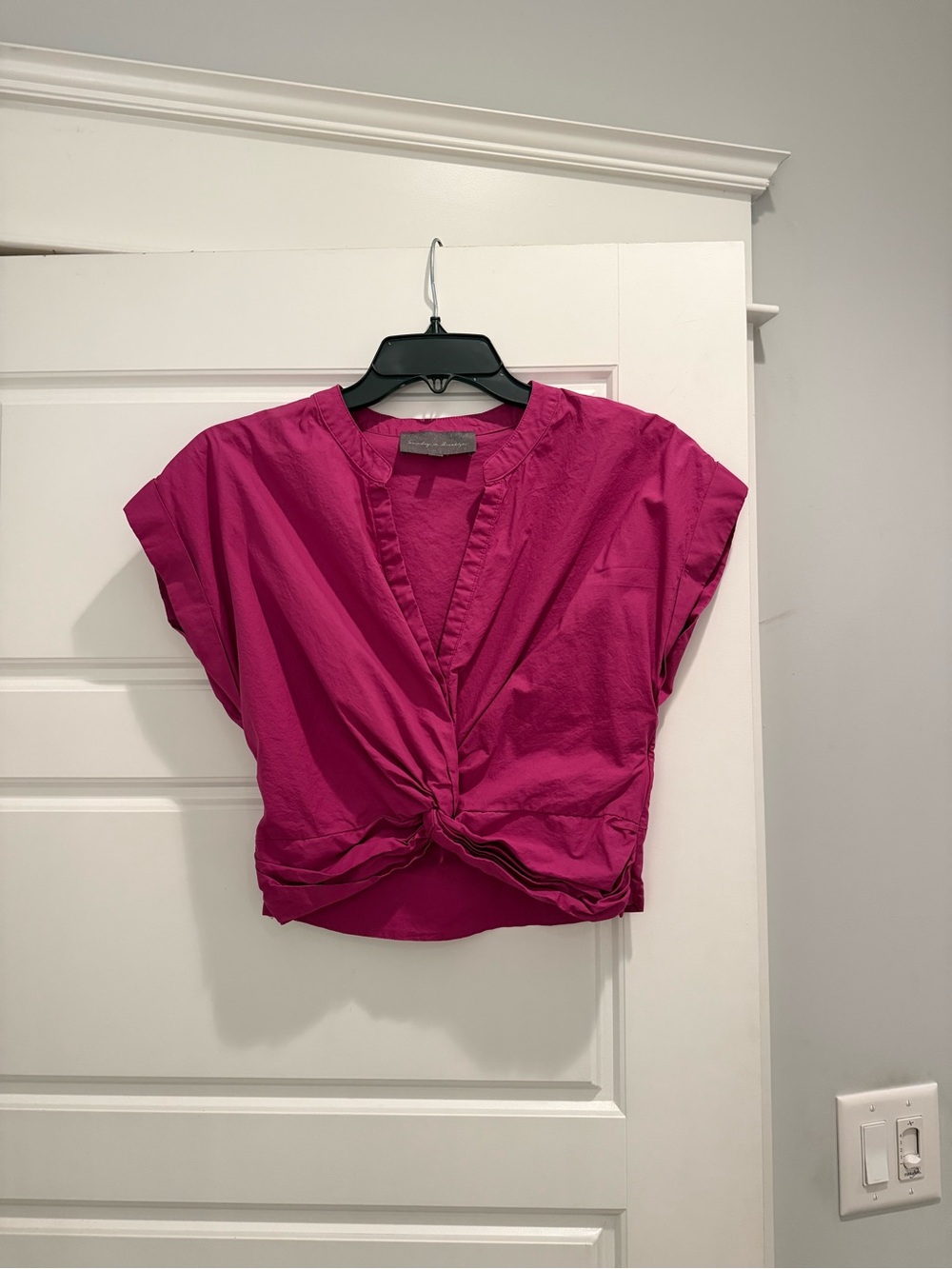 Sunday in Brooklyn Twist Front Top Size XS - Picture 2 of 5